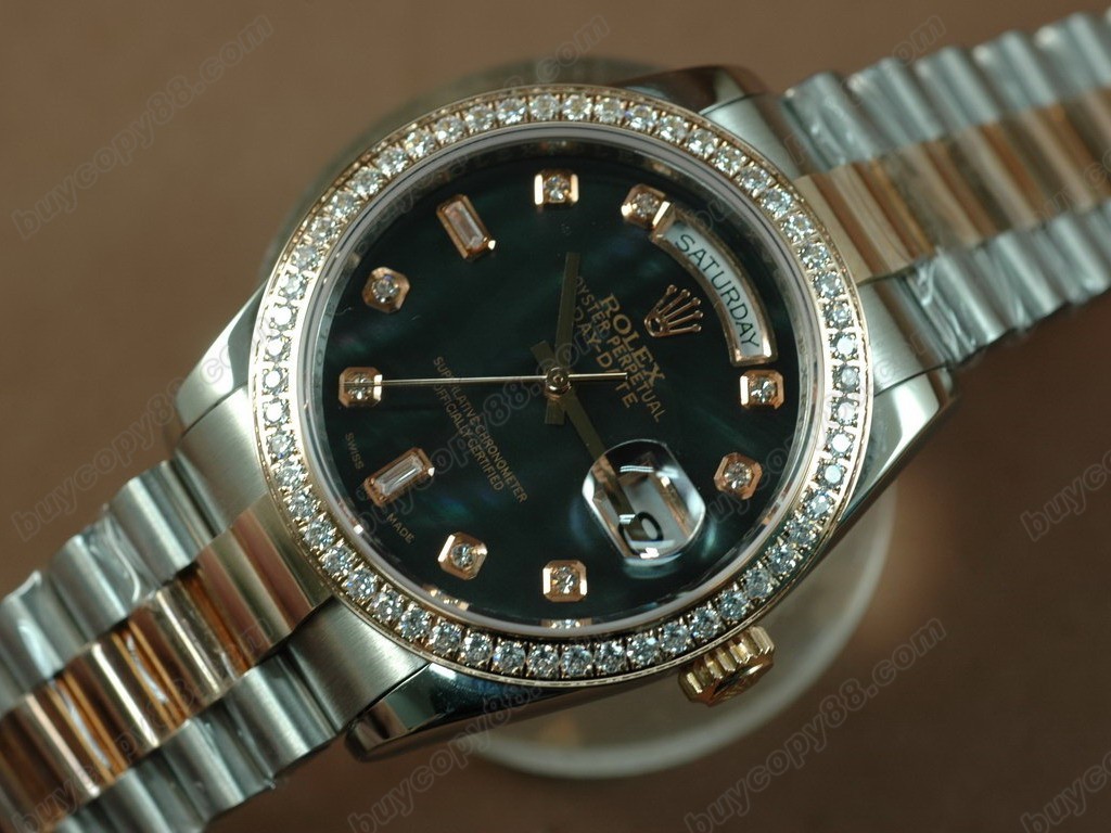 勞力士【男性用】 DateDay 36mm TT Diamonds White Dial A-2836-2自動機芯搭載1