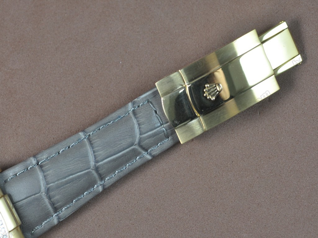 勞力士【男性用】Daytona YG/LE/Diam Pearl Blue Asia7750自動機芯搭載2