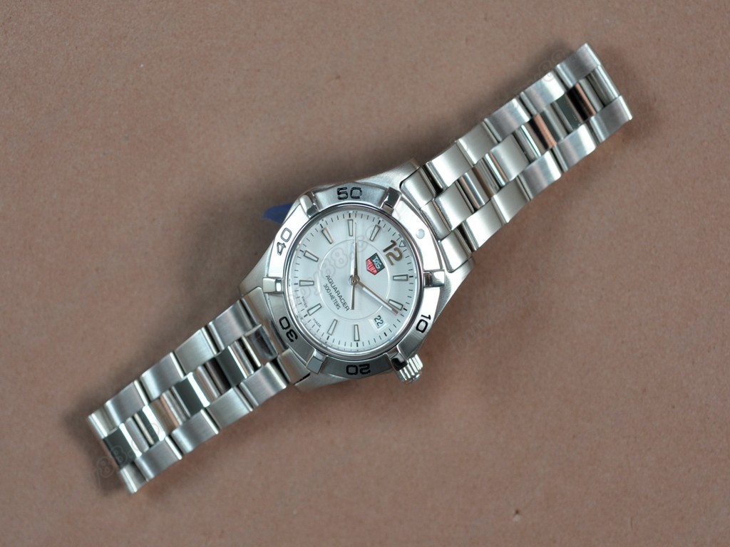 豪雅【女性用】Aquaracer Ladies SS/SS White Swiss Eta 石英機芯搭載7