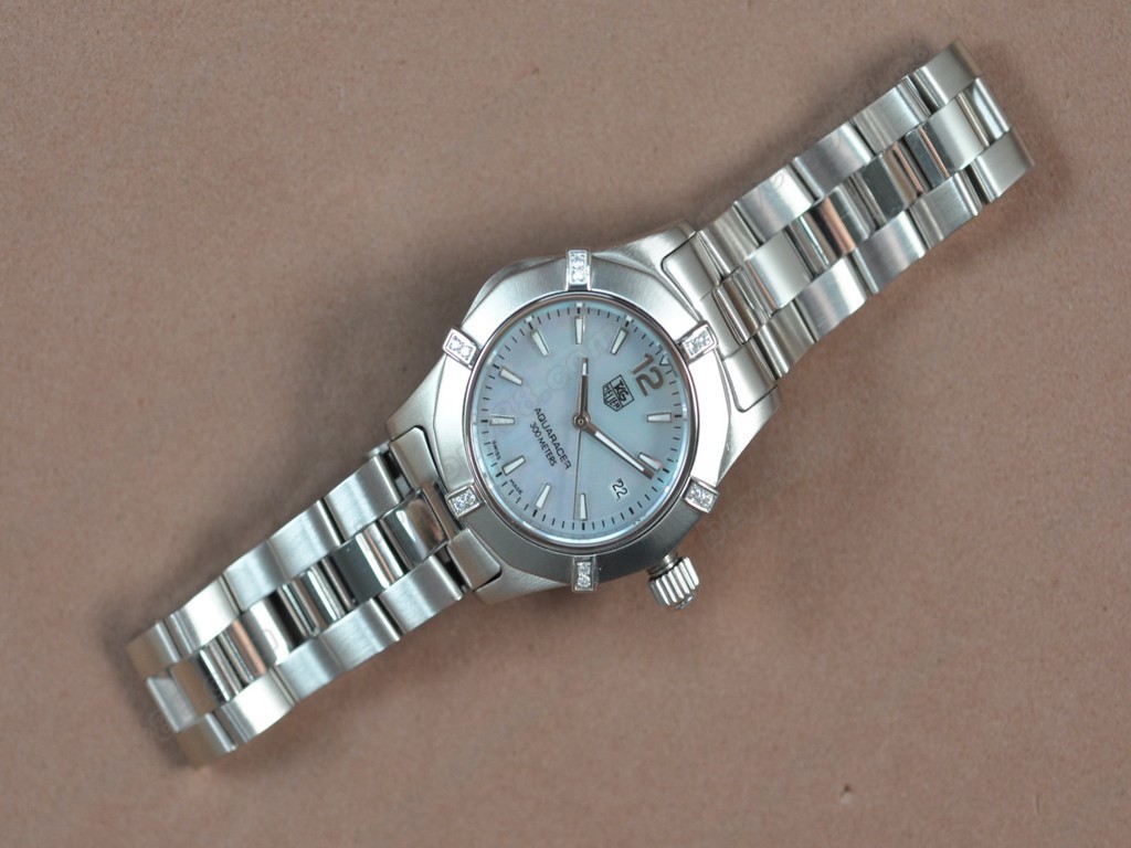 豪雅【女性用】 Aquaracer Ladies SS/SS/Diam Pearl blue Swiss Eta 石英機芯搭載7