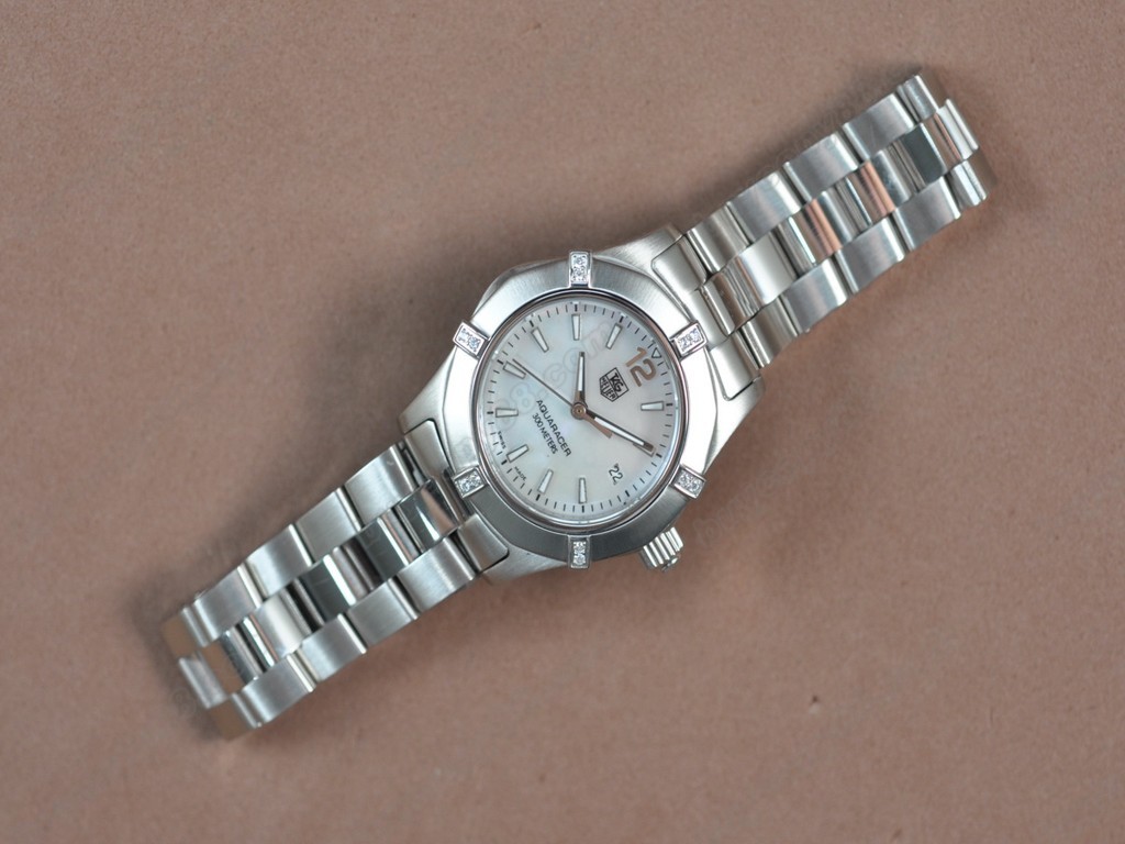 豪雅【女性用】Aquaracer Ladies SS/SS/Diam Pearl white Swiss Eta 石英機芯搭載7