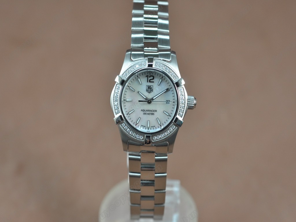 豪雅【女性用】 Aquaracer Ladies SS/SS/Diam Pearl white Swiss Eta石英機芯搭載1