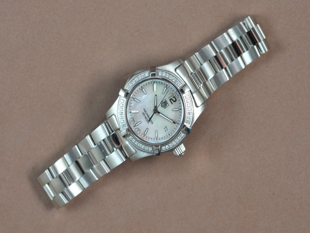 豪雅【女性用】 Aquaracer Ladies SS/SS/Diam Pearl white Swiss Eta石英機芯搭載2