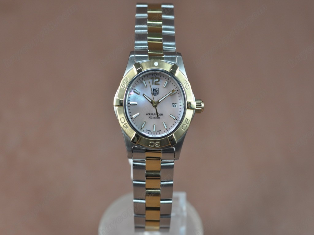 豪雅【女性用】Aquaracer Ladies TT Pearl pink Swiss Eta 石英機芯搭載2
