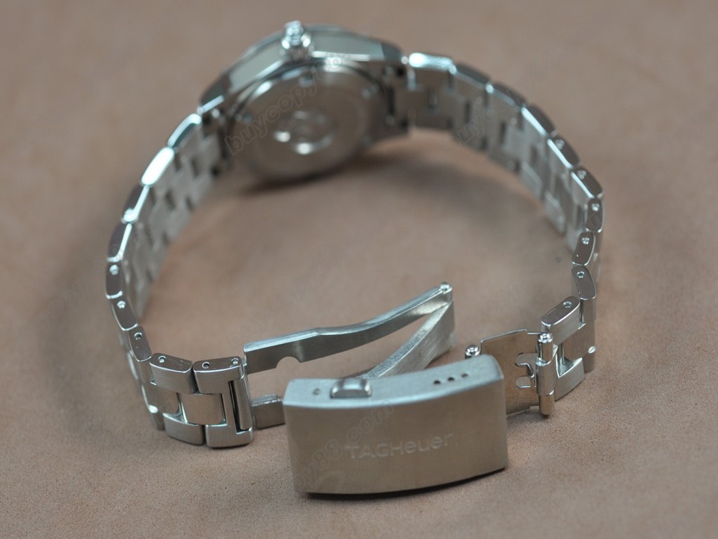 豪雅【女性用】Aquaracer Ladies SS/SS/Diam Pearl pink Swiss Eta石英機芯搭載4