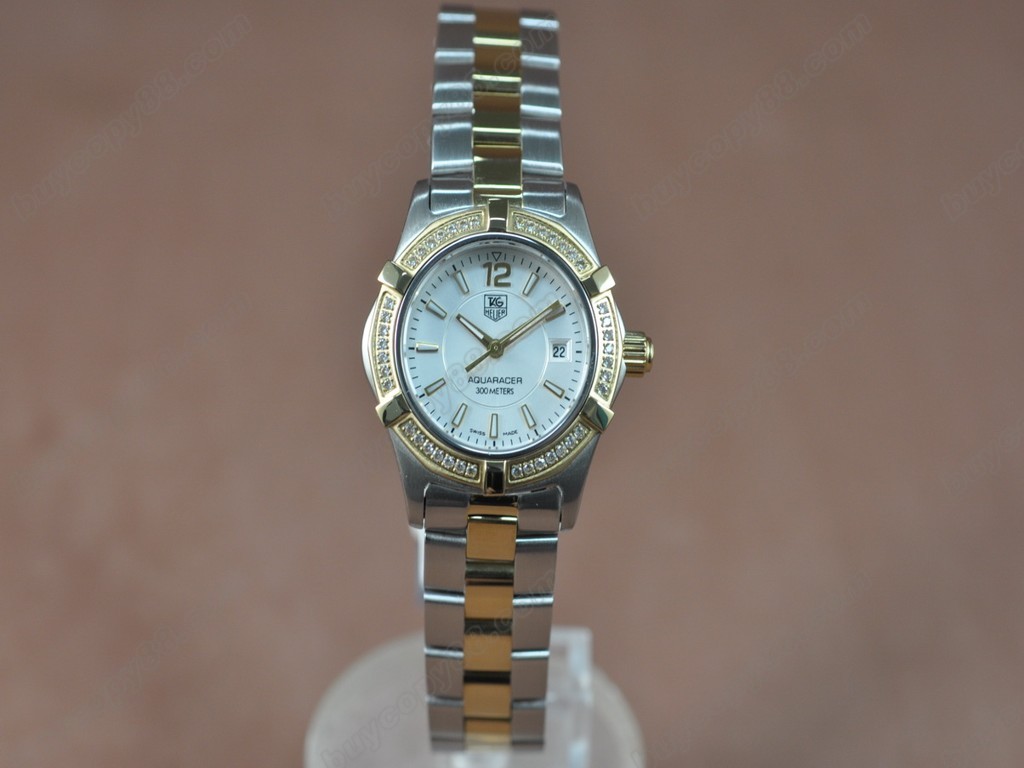 豪雅【女性用】 Aquaracer Ladies TT/Diam White dial Swiss Eta石英機芯搭載6