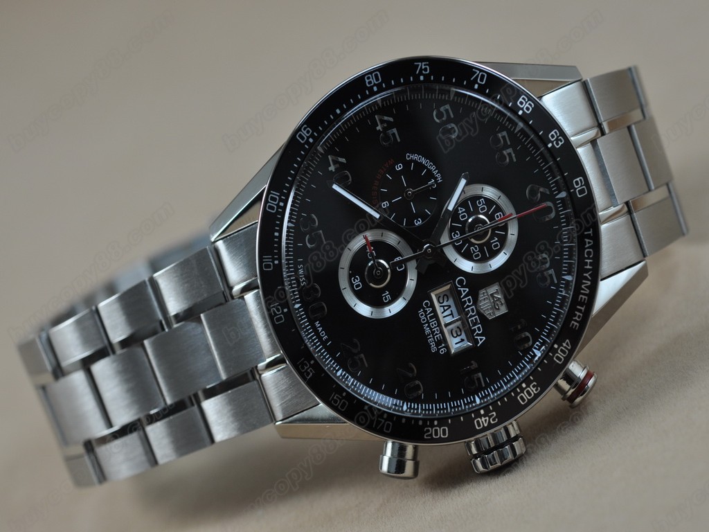 豪雅【男性用】Carrera 43mm Chrono SS/SS OS10 石英機芯搭載3