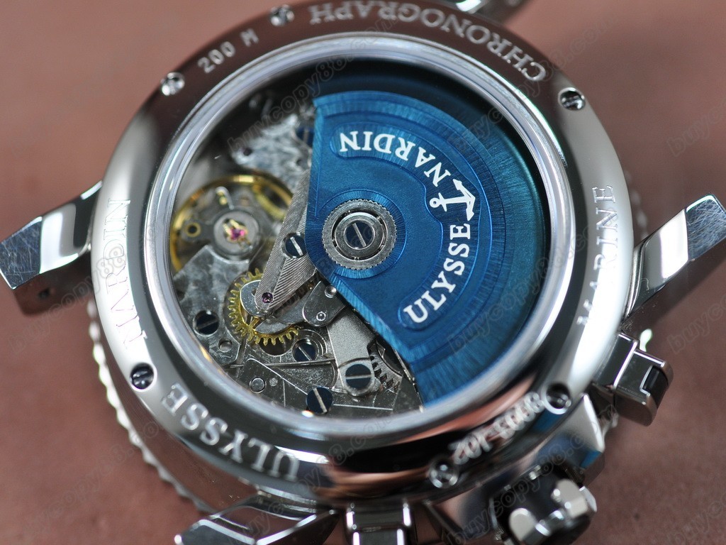 雅典錶 【男性用】 Maxi Marine Chrono Blk SS/SS Blk A-7750自動機芯搭載． 振頻每小時 28,800 次6