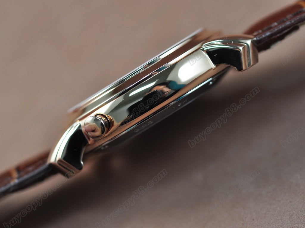 江詩丹頓 【男性用】 Malte Calender RG Asia 自動機芯搭載4