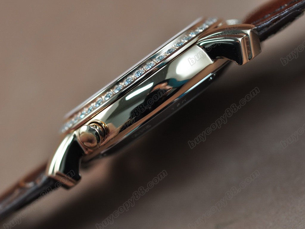 江詩丹頓 【男性用】Malte Calender RG White Asia自動機芯搭載5