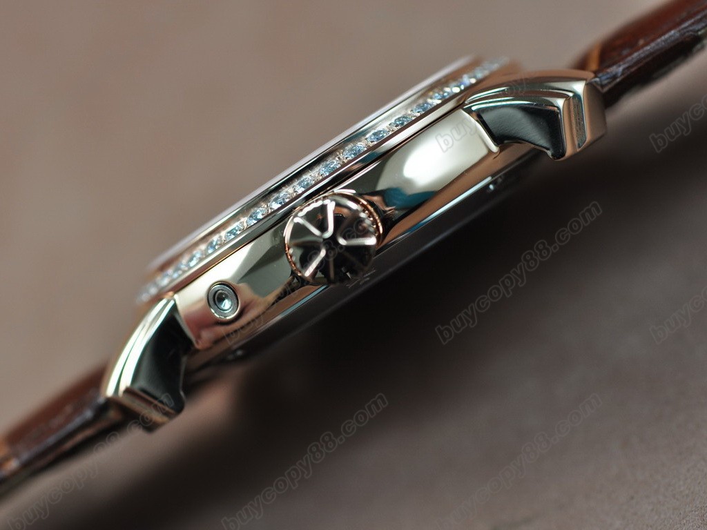 江詩丹頓 【男性用】Malte Calender RG White Asia自動機芯搭載4