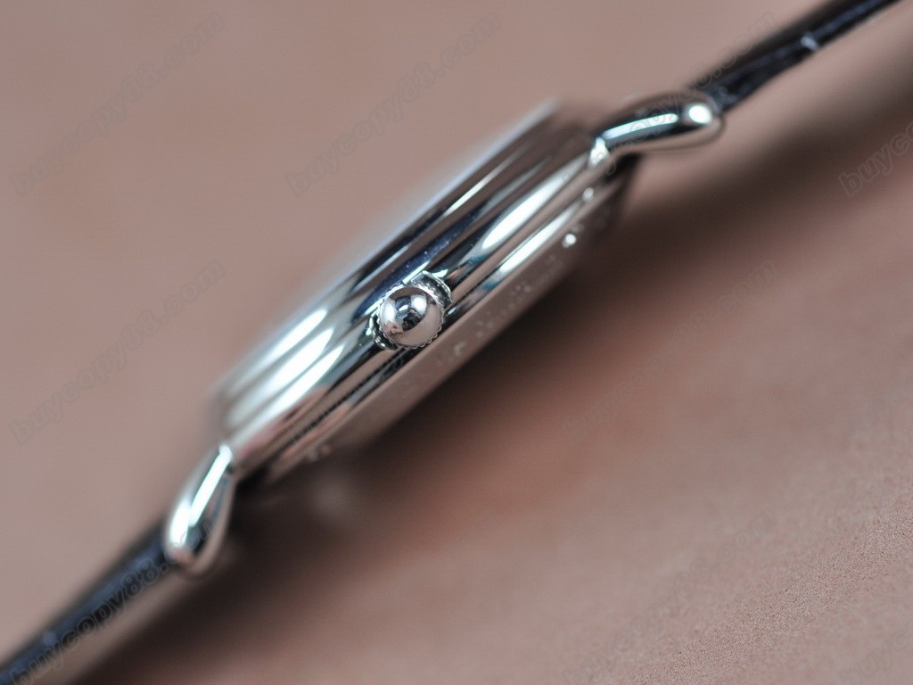 江詩丹頓 【男性用】Malte SS/LE Swiss Eta 2824-2自動機芯搭載6