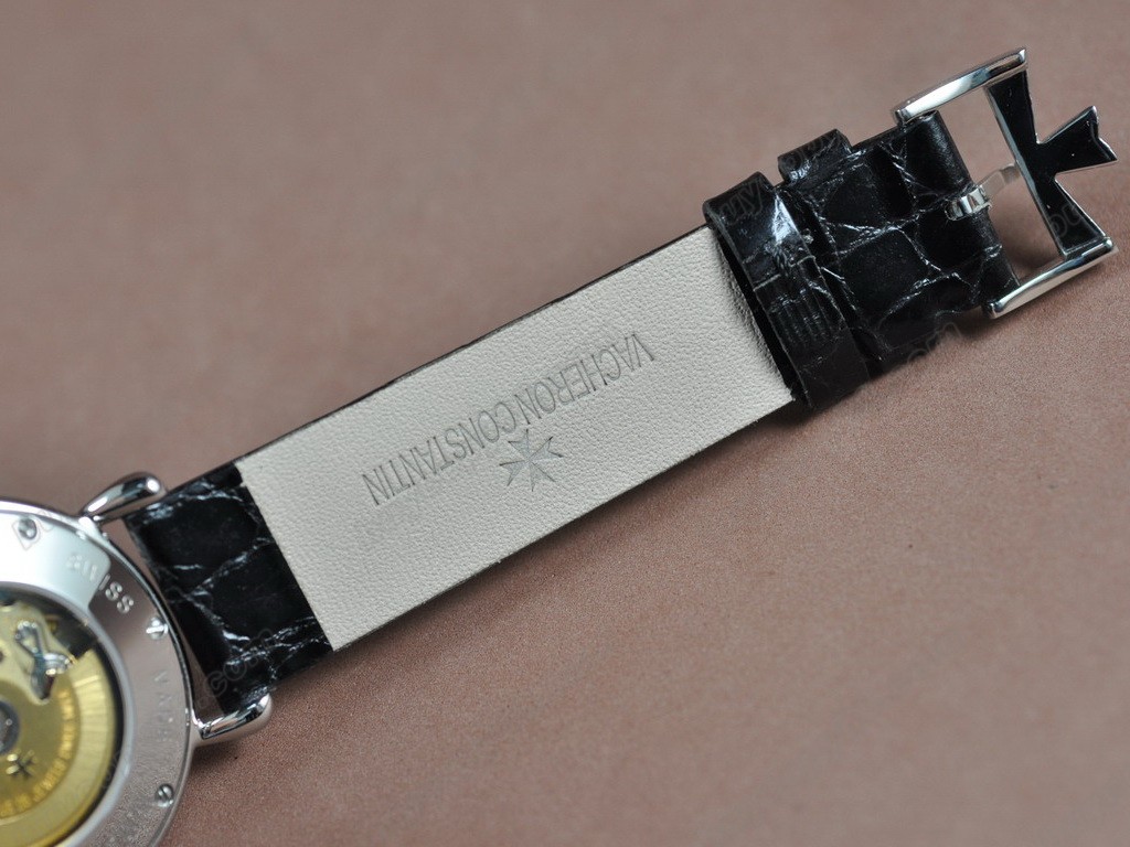 江詩丹頓 【男性用】Malte SS/LE Swiss Eta 2824-2自動機芯搭載4