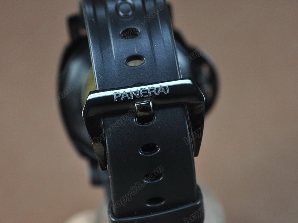 沛納海【男性用】 Luminor Marina 44mm PVD/RU Black dial 自動機芯搭載6