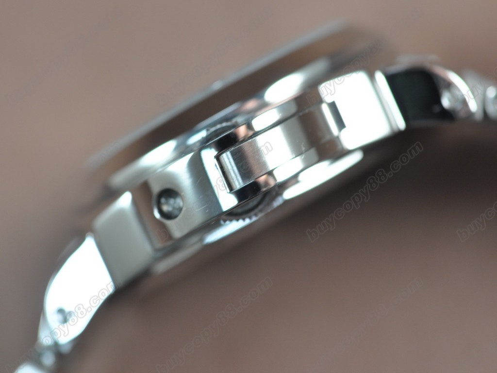 沛納海【男性用】 Luminor Marina 44mm Full PVD Black dial自動機芯搭載2