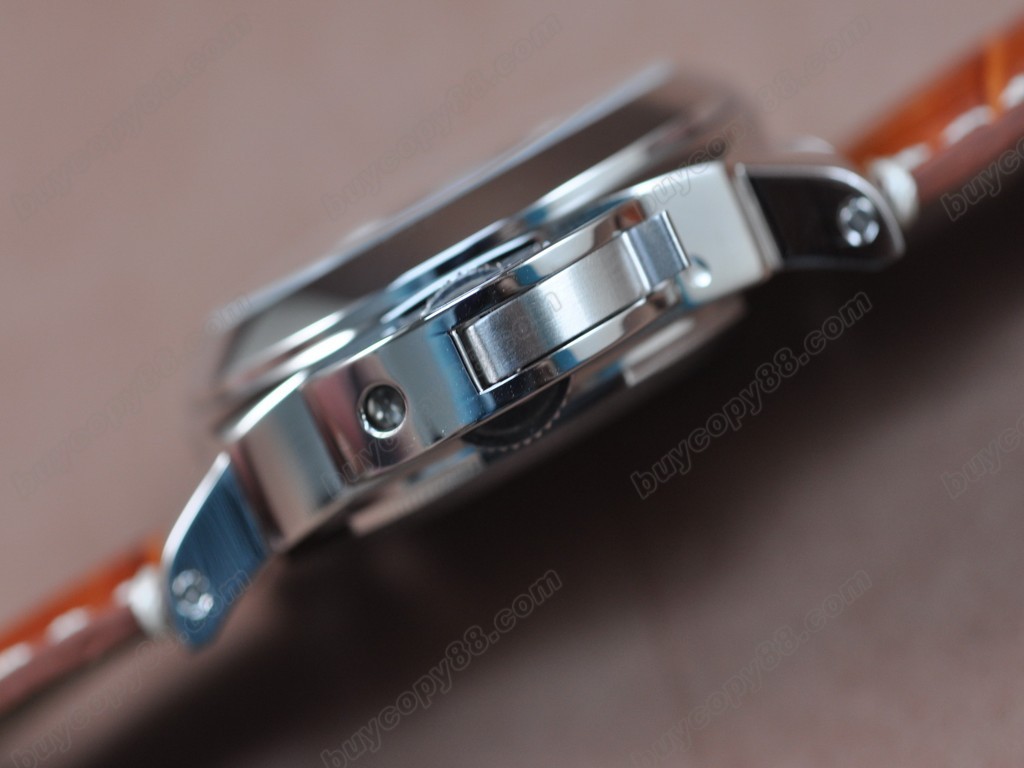 沛納海【男性用】 Luminor Marina 44mm SS/SS Black dial Asian自動機芯搭載2