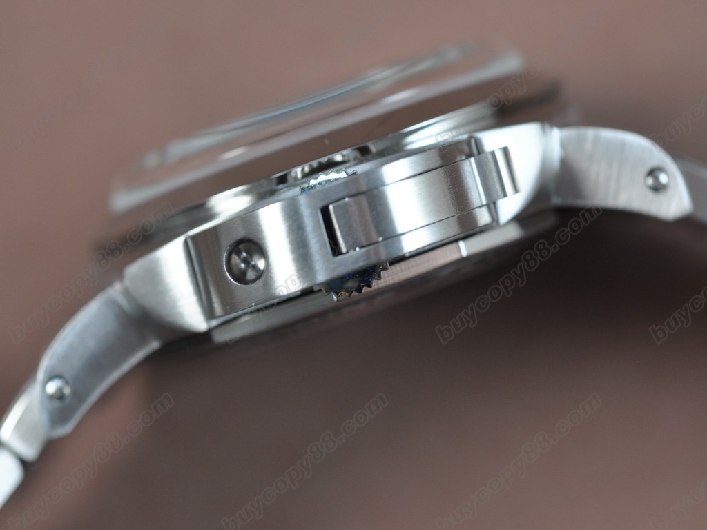 沛納海【男性用】 Luminor GMT Black 44mm Asian自動機芯搭載5