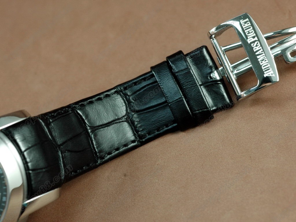 愛彼錶【男性用】Globe Chronograph SS/LE Black Asia7750自動機芯搭載9