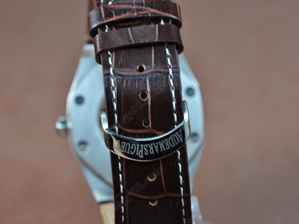 愛彼錶【男性用】 Royal Oak Automatic Jumbo 21J 自動機芯搭載 1