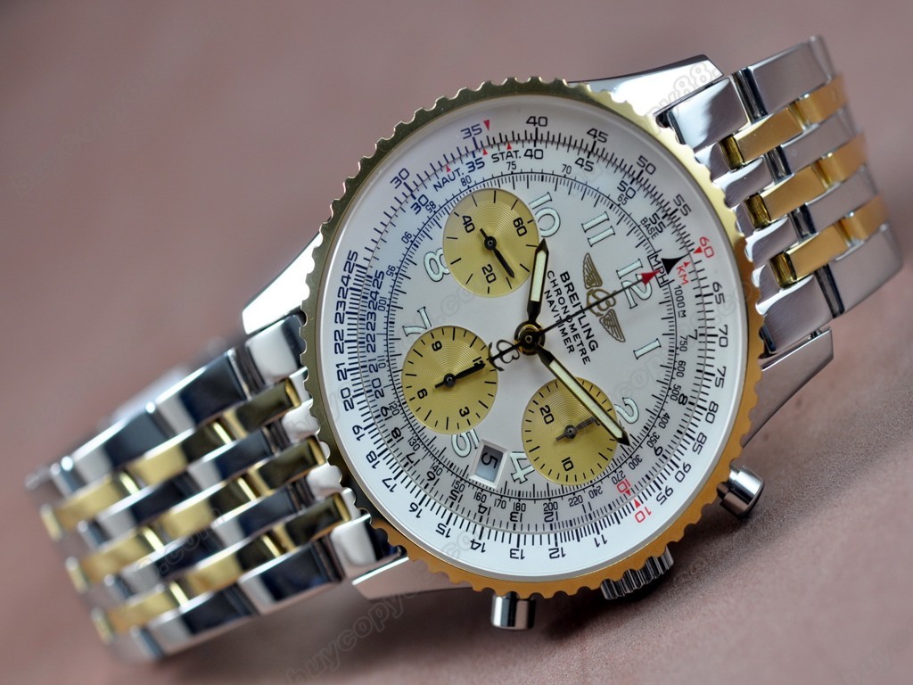 百年靈【男性用】 Navitimer TT White Dial Asia 7750 Chrono 自動機芯搭載7