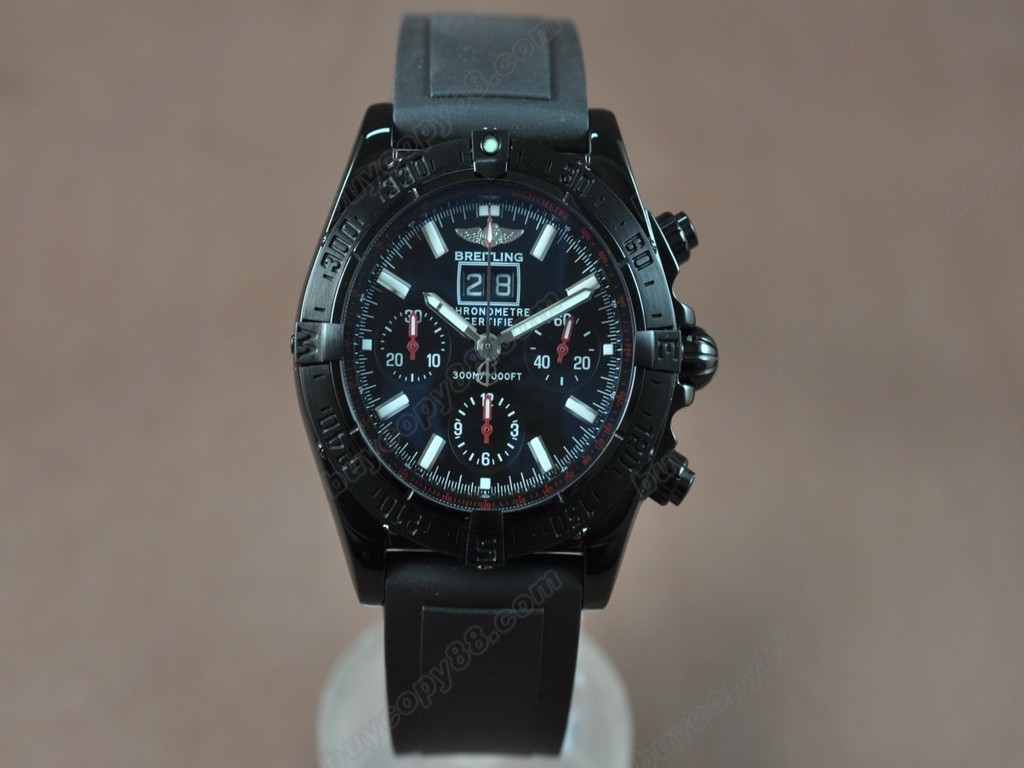 百年靈【男性用】BlackBird Big Date PVD/RU Black dial Asia7750自動機芯搭載11