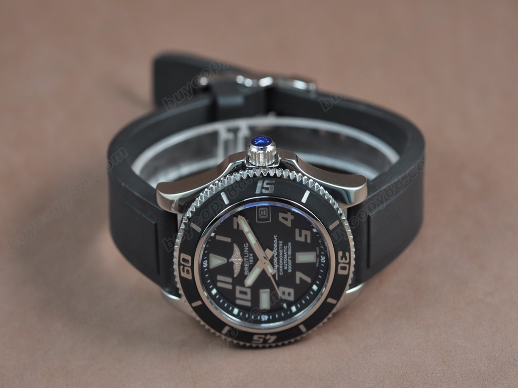 百年靈【男性用】SuperOcean 42mm SS/RU Black Ultimate Edition A-2824 自動機芯搭載14