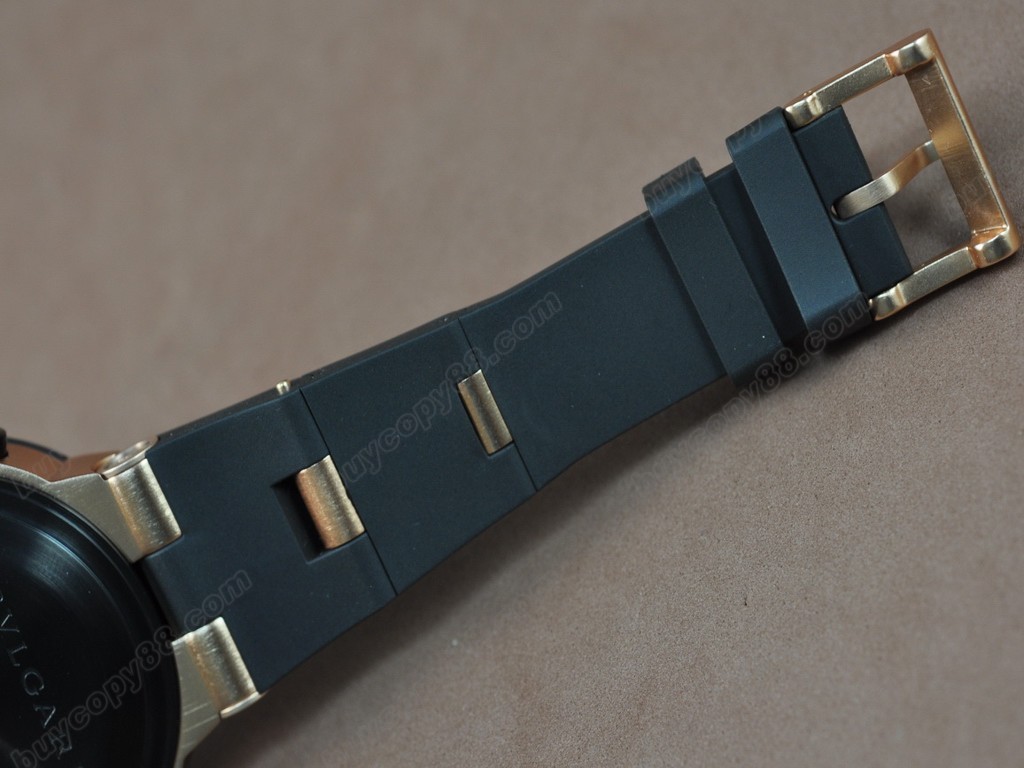 寶格麗 【男性用】Diagono Aluminium Chrono RG/RU Black Asian 7750 自動機芯搭載6