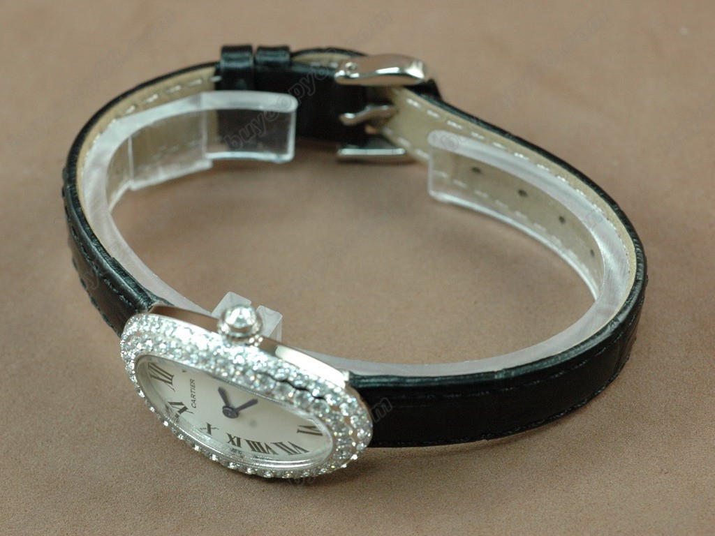 卡地亞【女性用】Jewellery SS Case White Dial Brown Strap DiamondSwiss 石英機芯搭載6