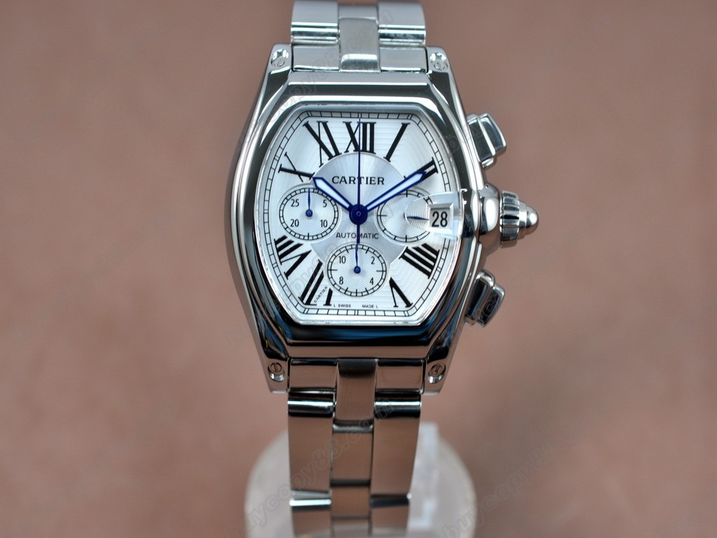 卡地亞【男性用】 Roadster Chrono SS Men Asia 7750 自動機芯搭載．振頻每小時 28,800 次2