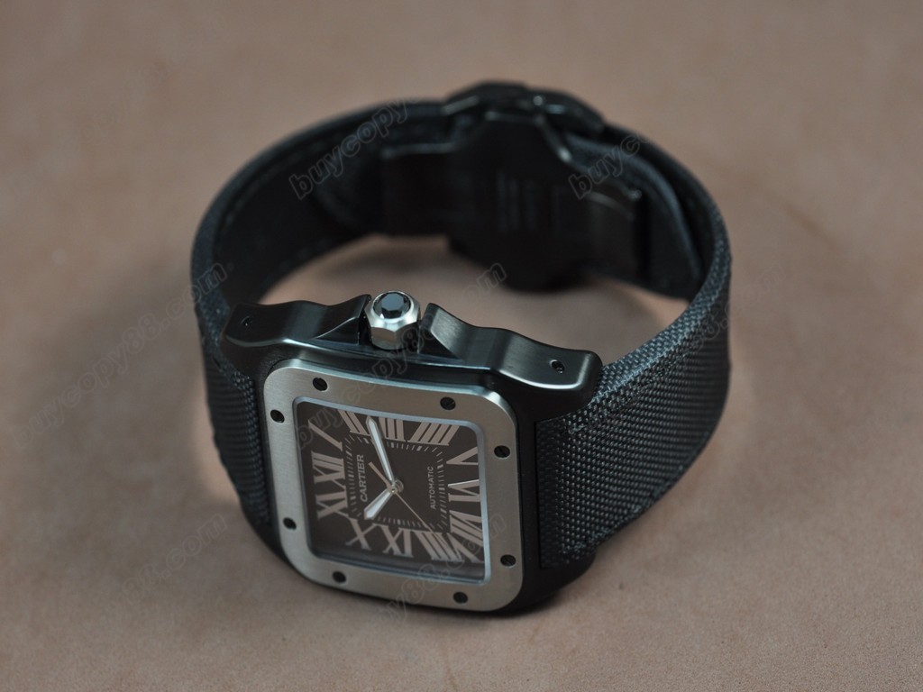 卡地亞【男性用】 Santos Pvd/Le/White Swiss Eta 2824-2 自動機芯搭載．振頻每小時 28,800 次　4