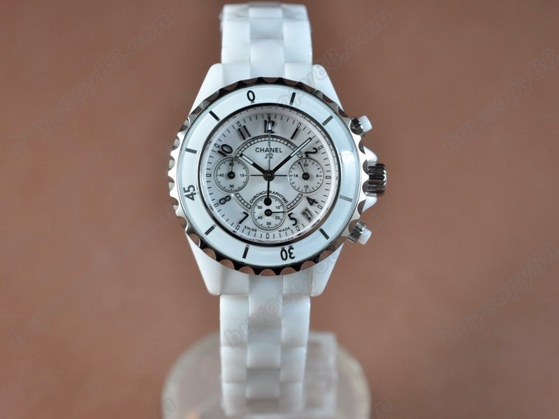 香奈兒【女性用】 J12 White Chronograph, Full Ceramic Working ChronosJapanese OS20 石英機芯搭載0