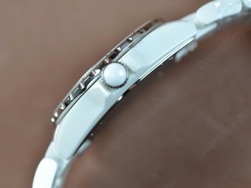 香奈兒【女性用】 J12 White Ceramic Men Swiss Eta  2824-2 自動機芯搭載3