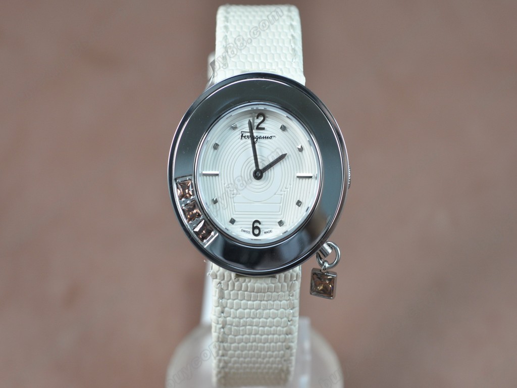 菲拉格慕【女性用】 Ladies SS/LE White MOP Dial Swiss 石英機芯搭載8