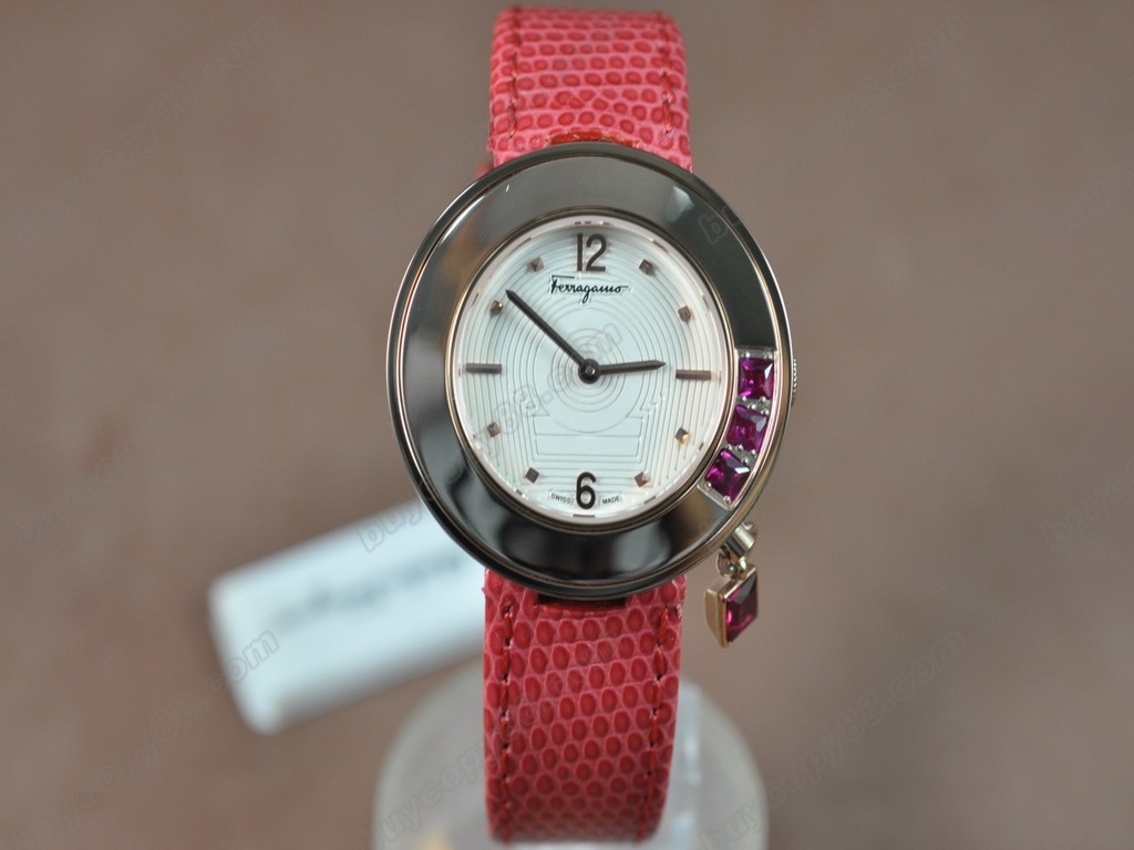  菲拉格慕【女性用】Ladies RG/LE White MOP Dial Swiss 石英機芯搭載7