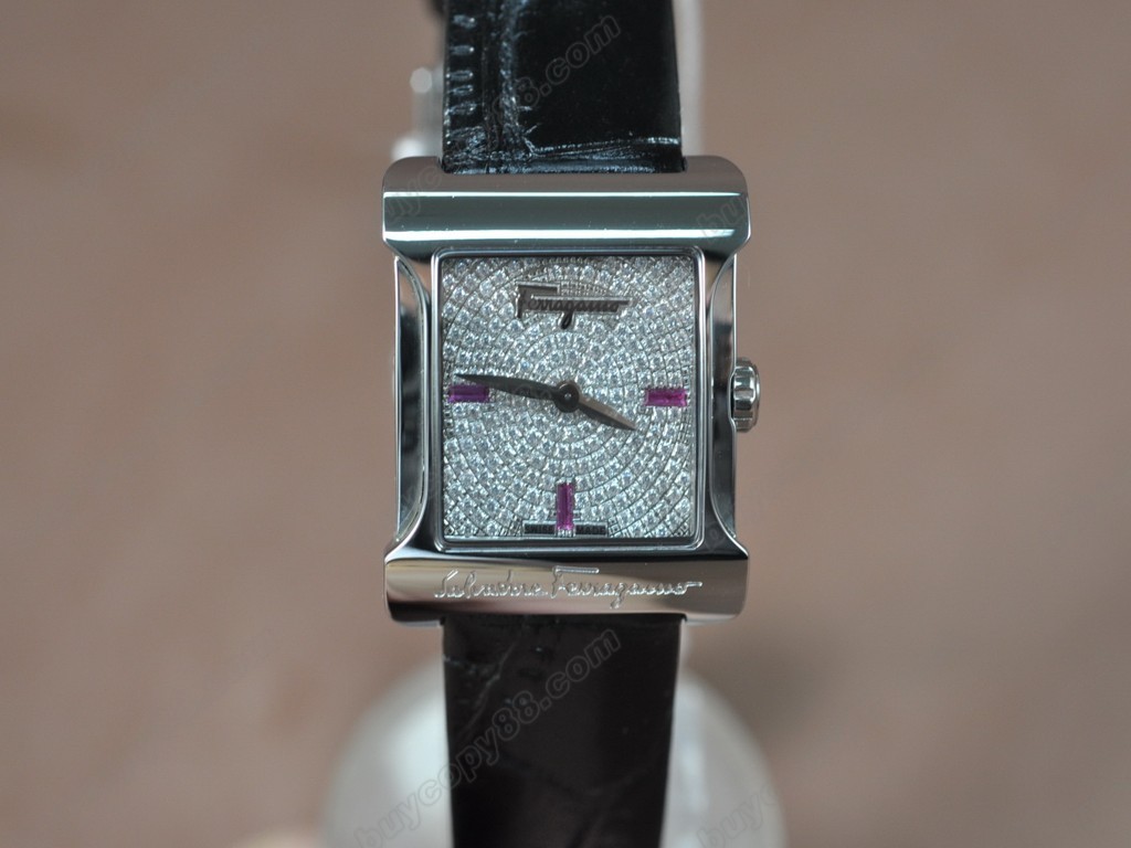 菲拉格慕【女性用】 Venna Ladies SS/LE Diamond Dial Swiss 石英機芯搭載10