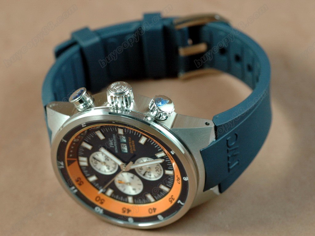 IWC【男性用】 Asia 7750 Valjoux 自動機芯搭載.振頻每小時 28,800 次9