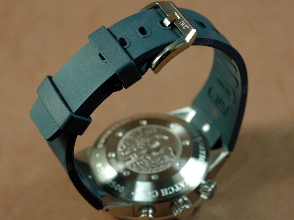 IWC【男性用】 Asia 7750 Valjoux 自動機芯搭載.振頻每小時 28,800 次8