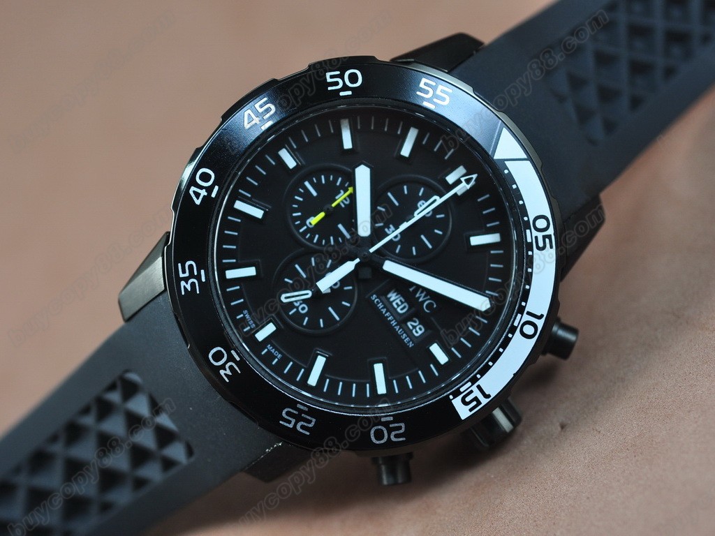 IWC【男性用】Aquatimer Pvd/Black Japan OS 20石英機芯搭載 5