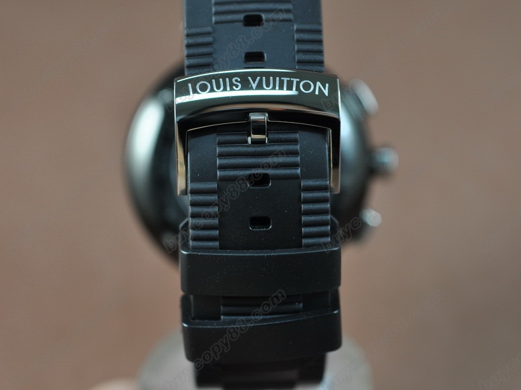 路易威登【男性用】 Tambour 227 Chrono PVD/RU Blk A-7750 自動機芯搭載．振頻每小時 28,800 次　2