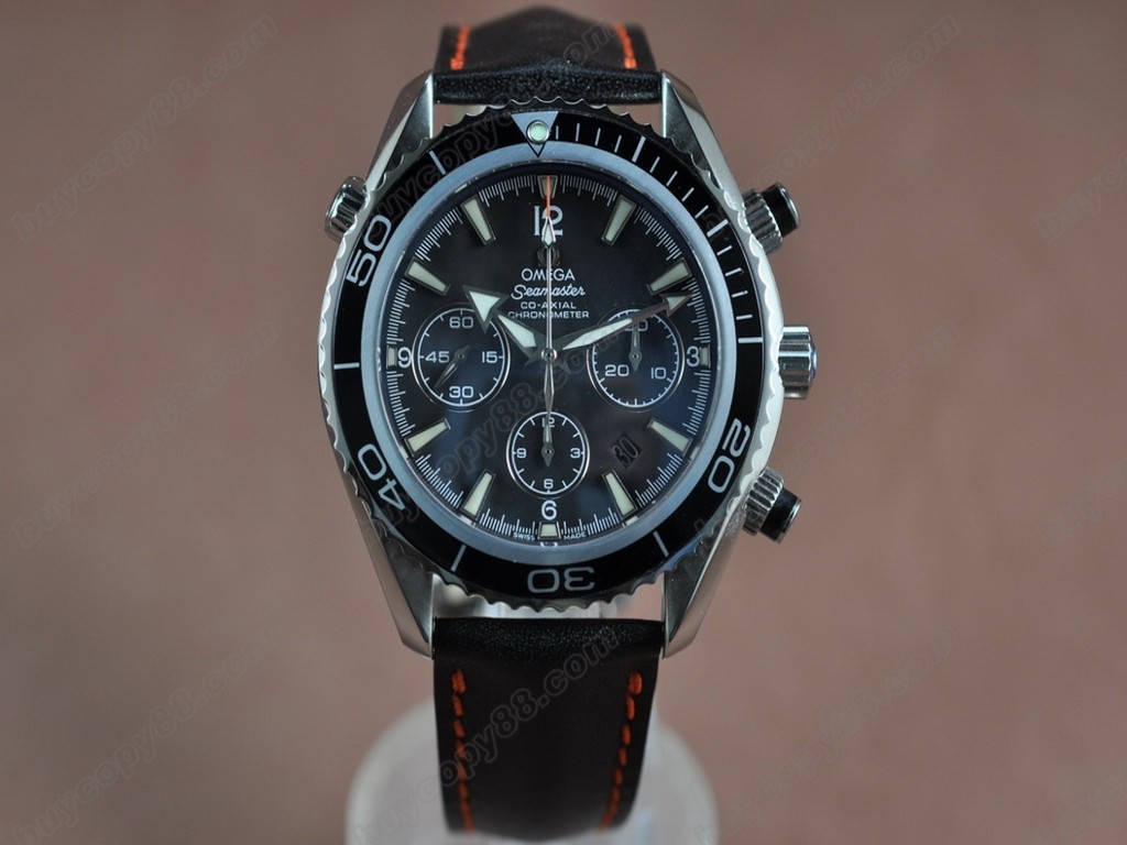 歐米茄 【男性用】Planet Ocean 45.5 Chrono SS/LE Blk/Bez/Wht 7750 自動機芯搭載10