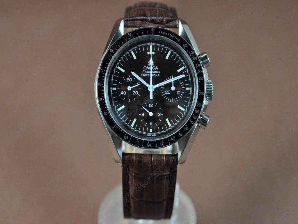 歐米茄 【男性用】 Speedmaster White Shell Dial 手上鏈搭載3