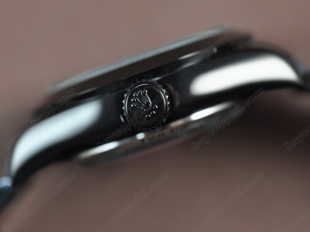勞力士 Pro Hunter Milguass Blk(Green Sapphire)綠玻璃2