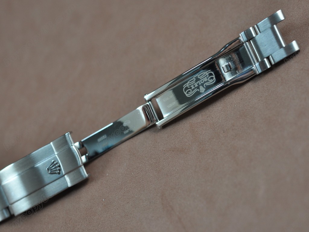 勞力士【女性用】Oyster 25mm SS White Swiss Eta 2671-2 自動機芯搭載0