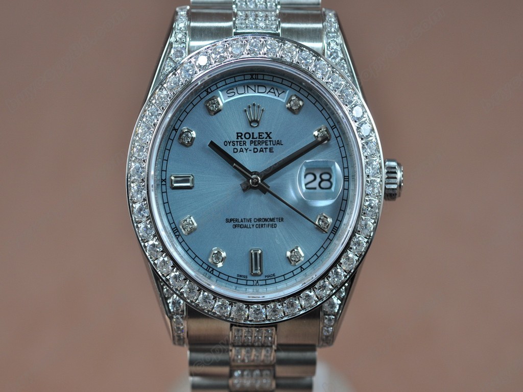 勞力士【男性用】DateDay 41mm SS/SS/Dial Bel White Dial A-2836-2 自動機芯搭載1