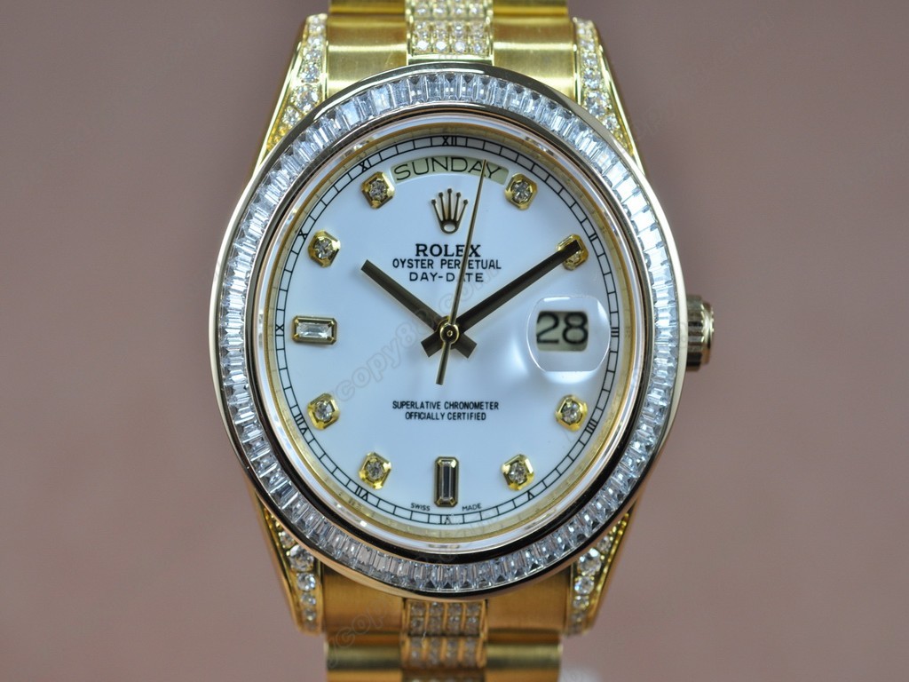 勞力士【男性用】DateDay 41mm Full YG Diamond White Dial A-2836-2 自動機芯搭載5
