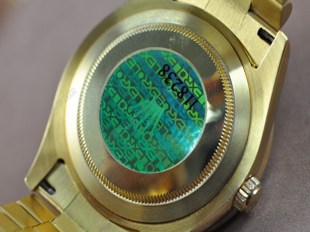 勞力士【男性用】 DateDay 41mm Full YG Diamond White Dial A-2836-2 自動機芯搭載1