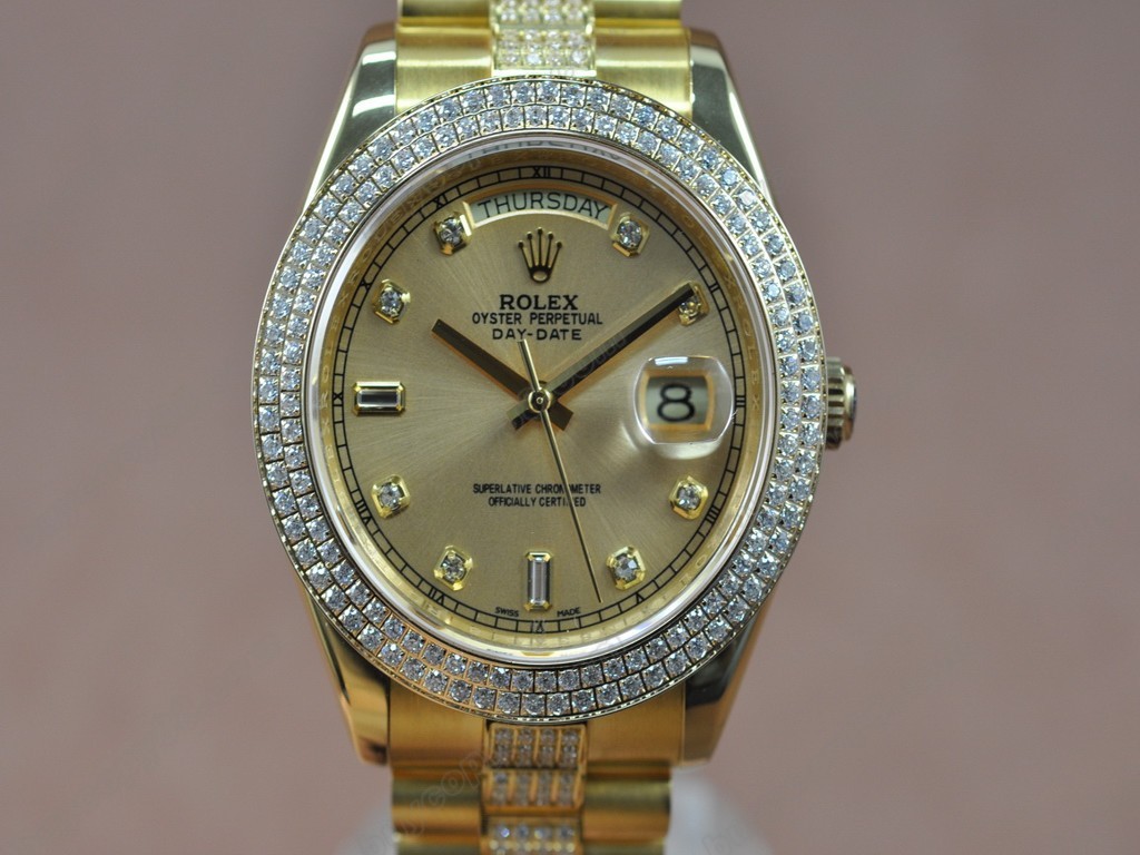 勞力士【男性用】DateDay 41mm Full YG Diamond White Dial A-2836-2 自動機芯搭載7