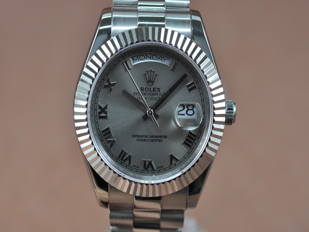 勞力士【男性用】 DateDay 41mm SS/SS White Dial A-2836-2 自動機芯搭載1