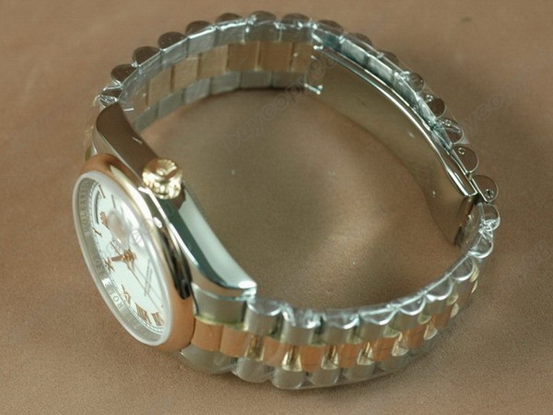 勞力士【男性用】DateDay 36mm TT White Dial A-2836-2 自動機芯搭載3