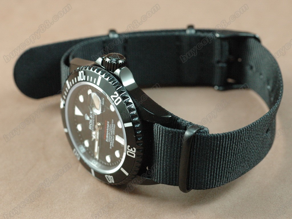 勞力士【男性用】Pro Hunter Sea Dweller PVD Black Bezel 自動機芯搭載2